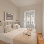 Pn Modern & Tastefully Renovated - 3br In The Heart Of דירה ליסבון