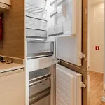Pn Modern & Tastefully Renovated - 3br In The Heart Of Apartmán Lisboa