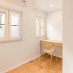 Pn Modern & Tastefully Renovated - 3br In The Heart Of דירה ליסבון