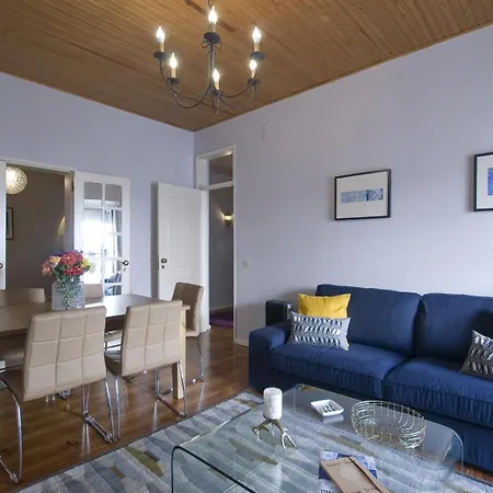 Pn New Ac! Stylish & Central- View To Tram 28! Lisbona