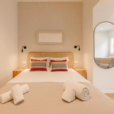 Pn Modern & Tastefully Renovated - 3br In The Heart Of Lisboa