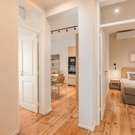 Pn Modern & Tastefully Renovated - 3br In The Heart Of * Lisboa