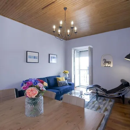 Pn Currently Being Completely Renovated! In The Heart Lisbon! Book In Advance To Secure Your Appartement *